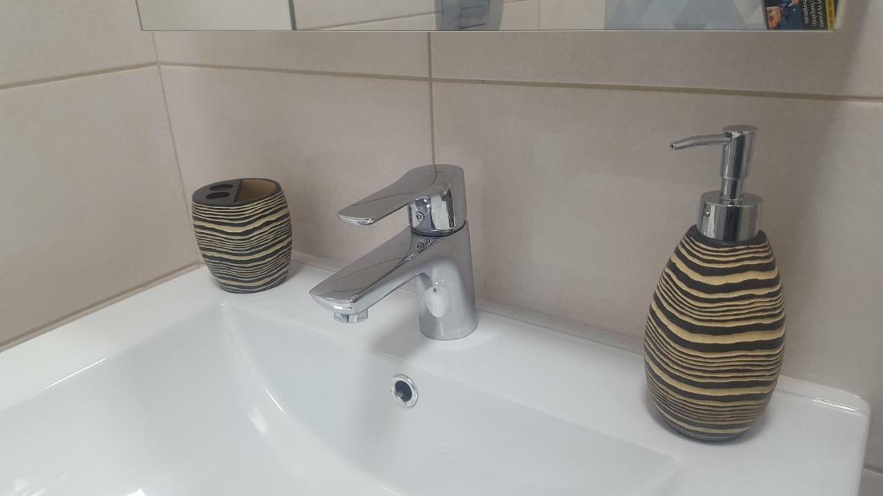 Alex Marina Flat Appartement Mamaia Buitenkant foto